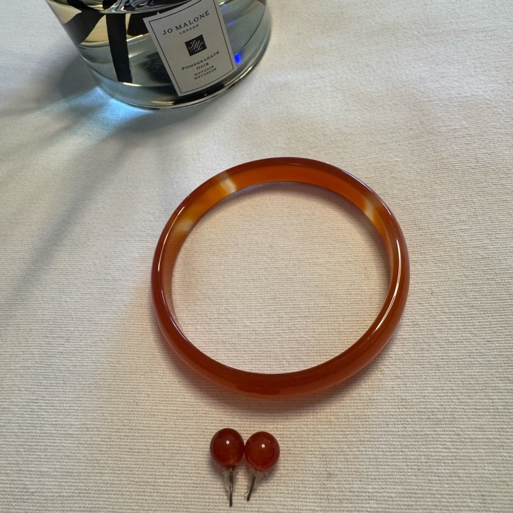 Vintage Inspired Amber Tone Bangle& Stub Earrings